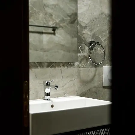 Rose Garden * Gjirokastër