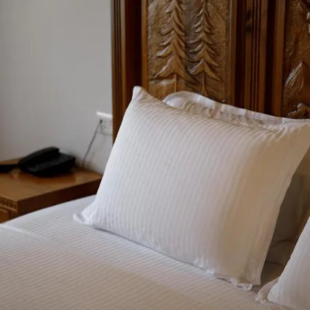 Rose Garden Hotel Gjirokastër