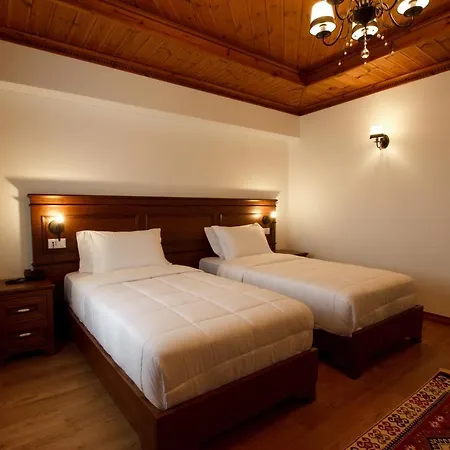 Rose Garden * Gjirokastër