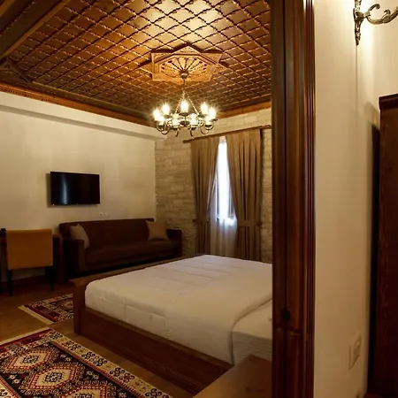 Rose Garden Hotel Gjirokastër