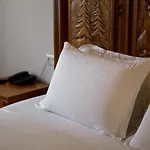 Rose Garden Hotel Gjirokastër