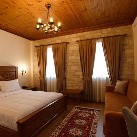 Rose Garden Hotel