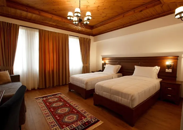 Rose Garden Hotel
