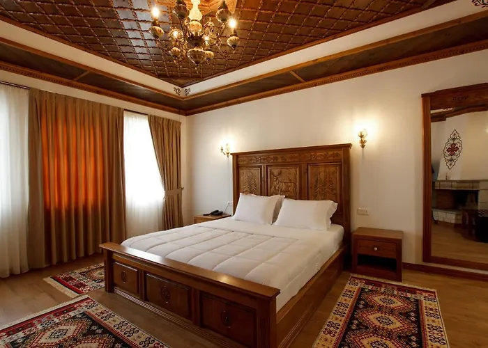 Rose Garden Hotel Gjirokastër