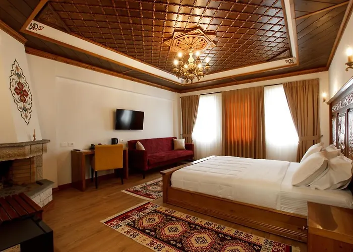 Rose Garden Hotel